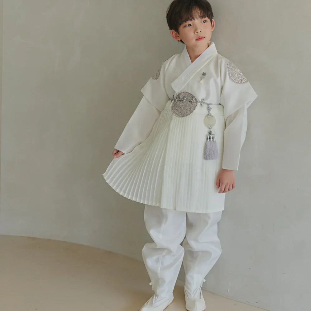 Sungkoon Pleated Ivory Boy Hanbok (100D-10YR) - Native Korean