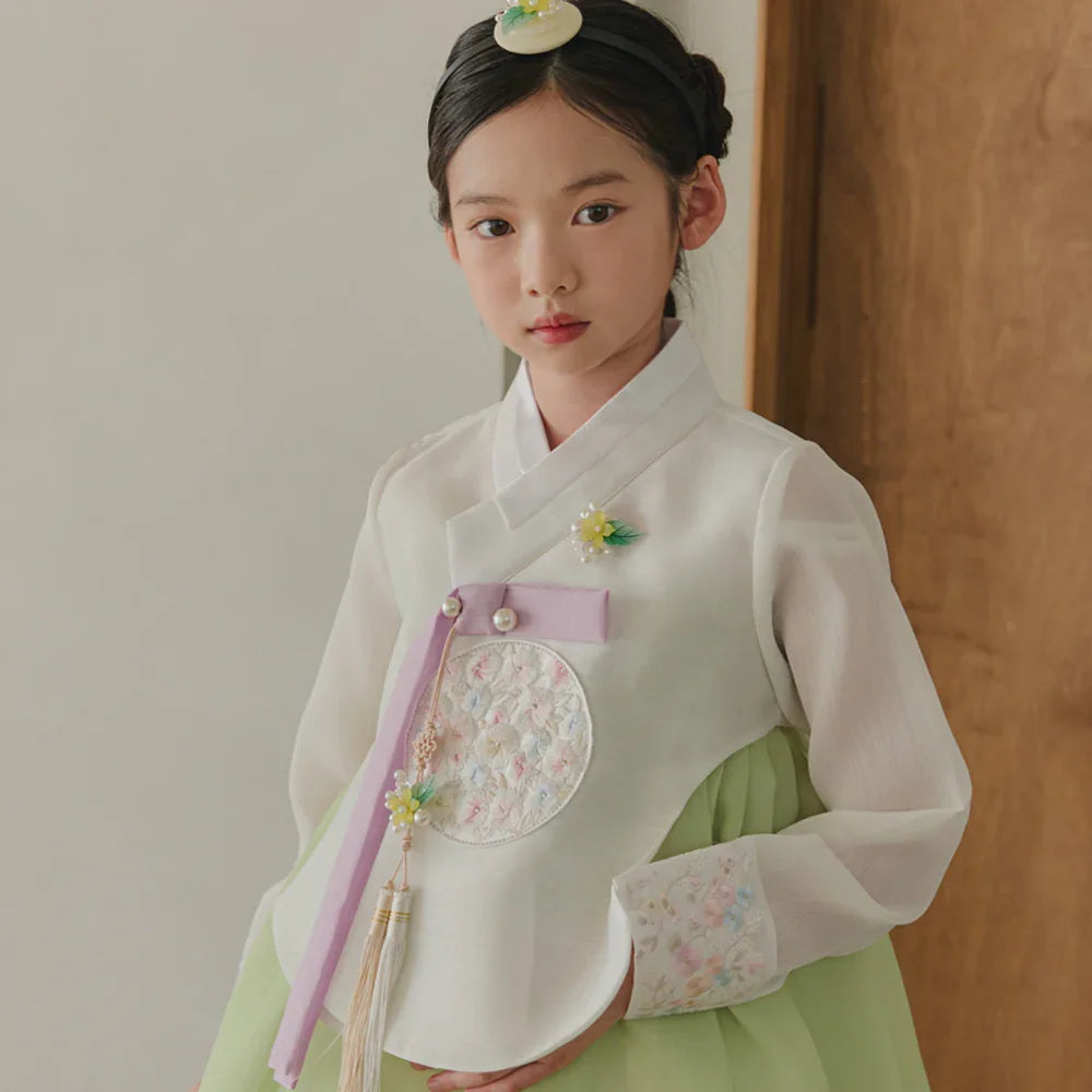 Chaeyu Ivory Girl Hanbok (1-12YR) - Native Korean