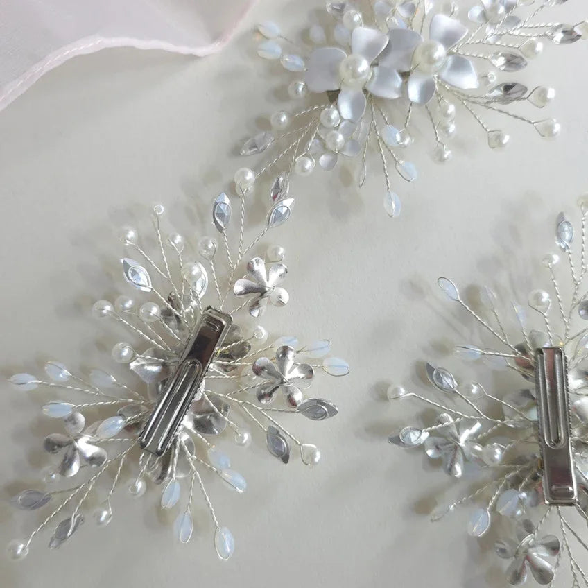 Botanical Native Korean hairpins featuring white floral accents and pearls