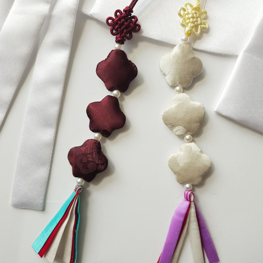 Embroidered Flower Norigae