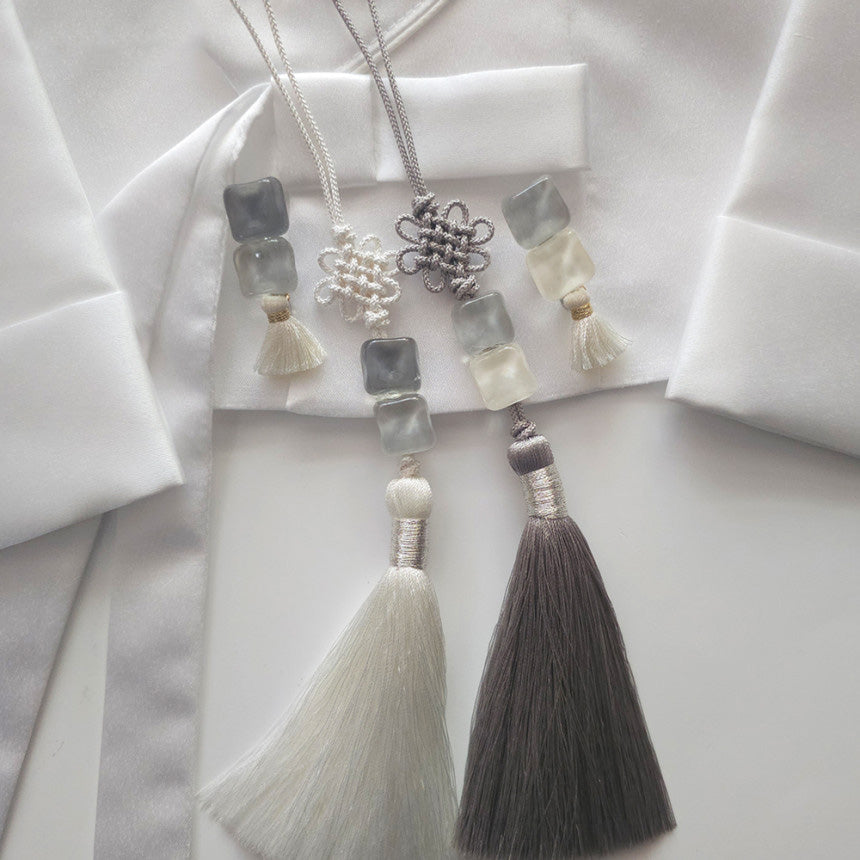 Moonstone Glow Tassel Norigae