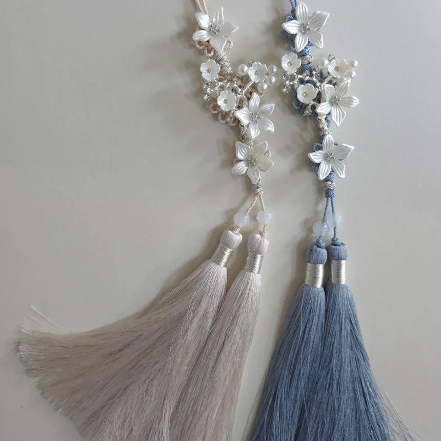 Silver Pearl Bloom Brooch - Native Korean