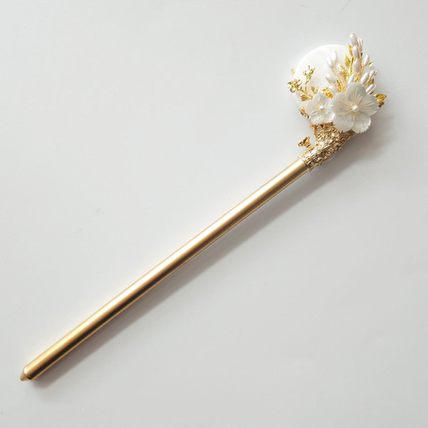 Golden Bloom Binyeo