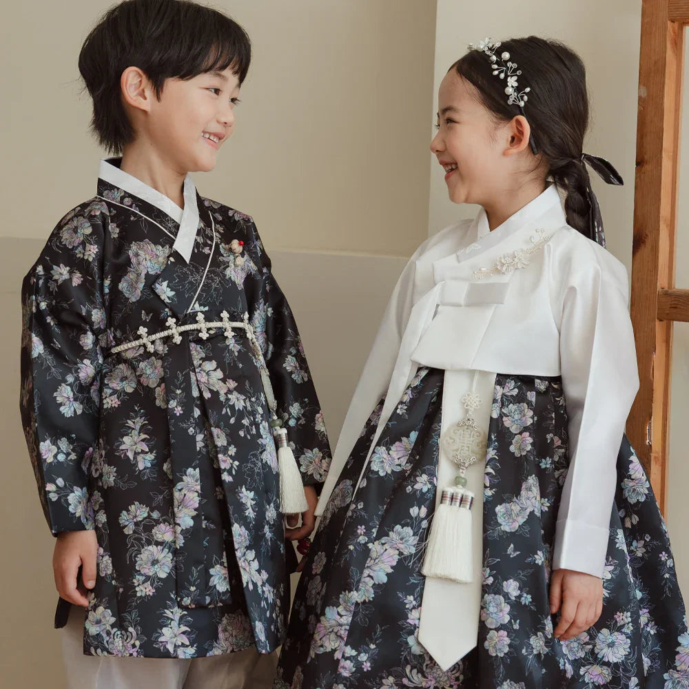 Black Pearl Outer Boy Hanbok (100D-15YR) - Native Korean
