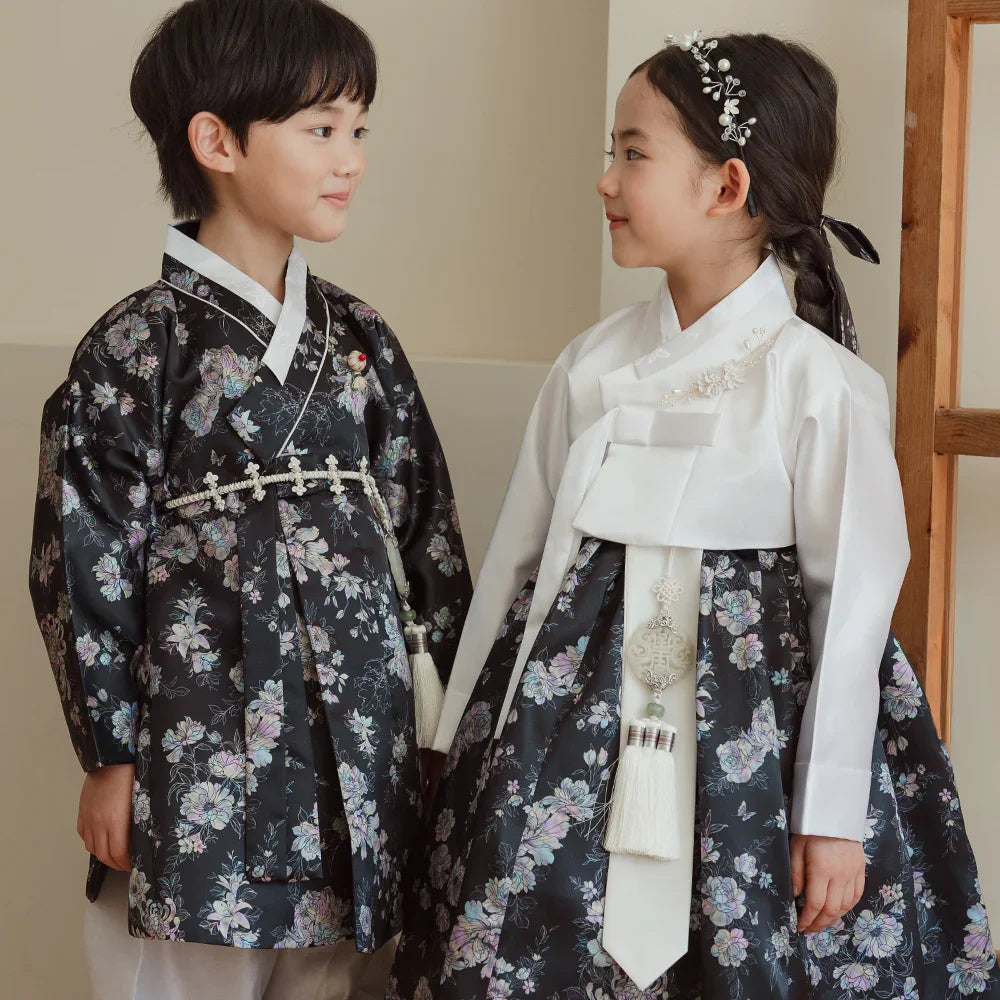 Black Pearl Outer Boy Hanbok (100D-15YR) - Native Korean
