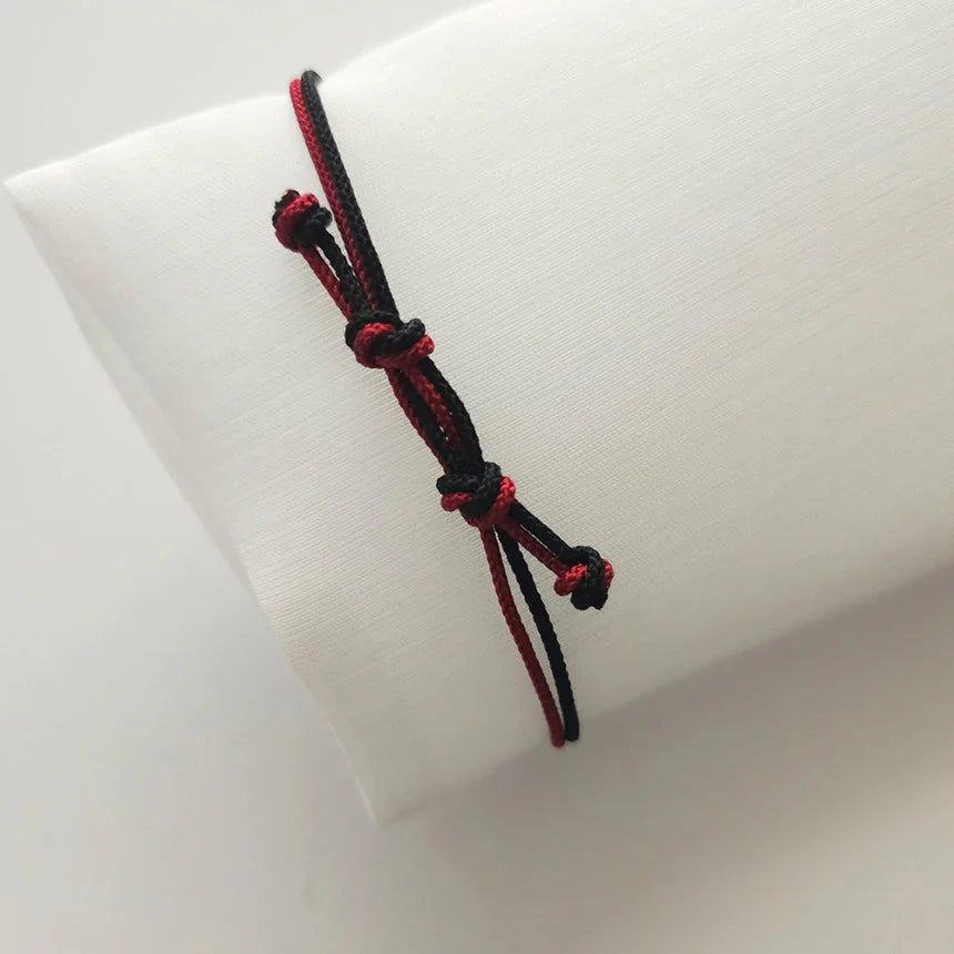 Jinwoo Knot Bracelet - Native Korean