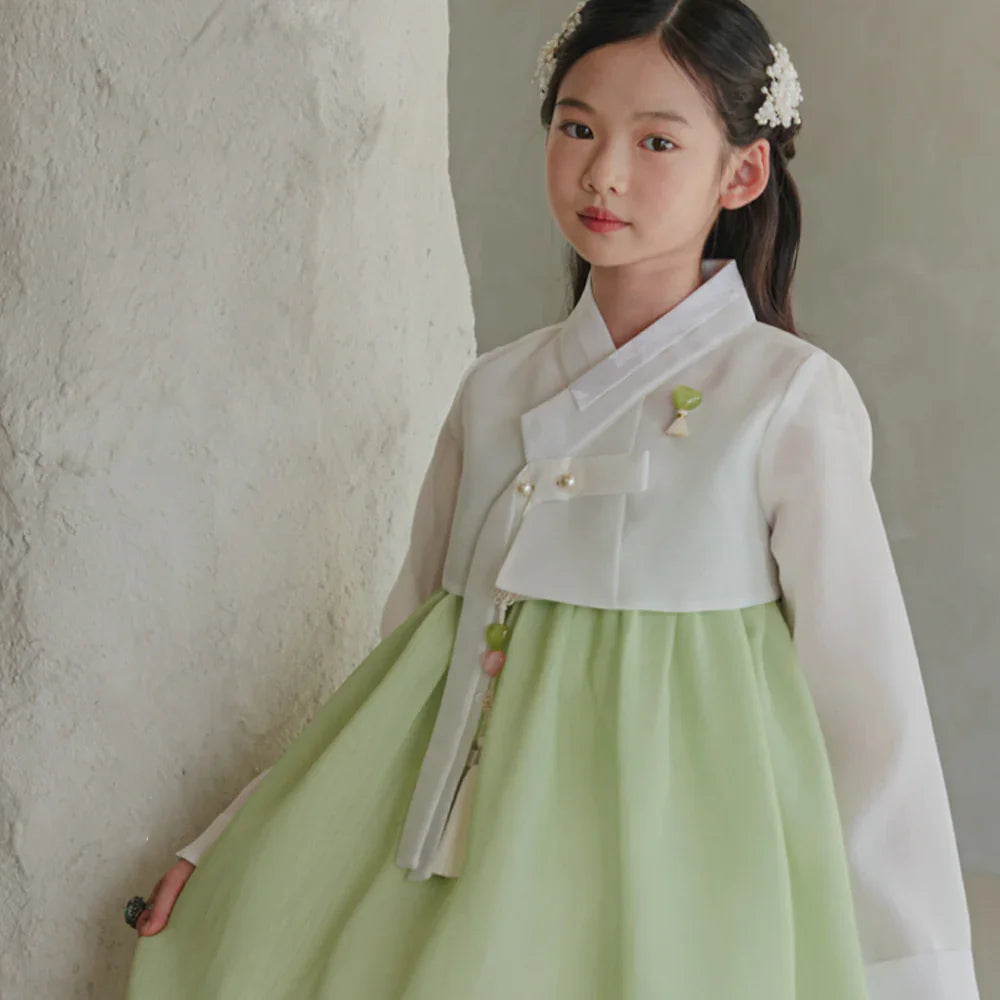 Blossom Green Girl Hanbok (1-10YR)