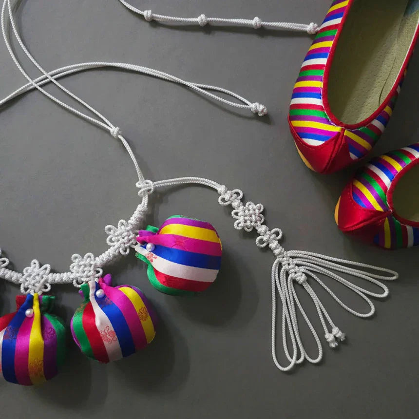 Saekdong Bell Belt - Native Korean