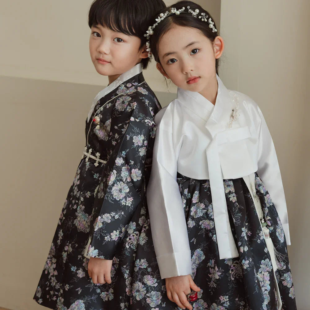 hanbok traditional korean dress Black Pearl Boy Hanbok
