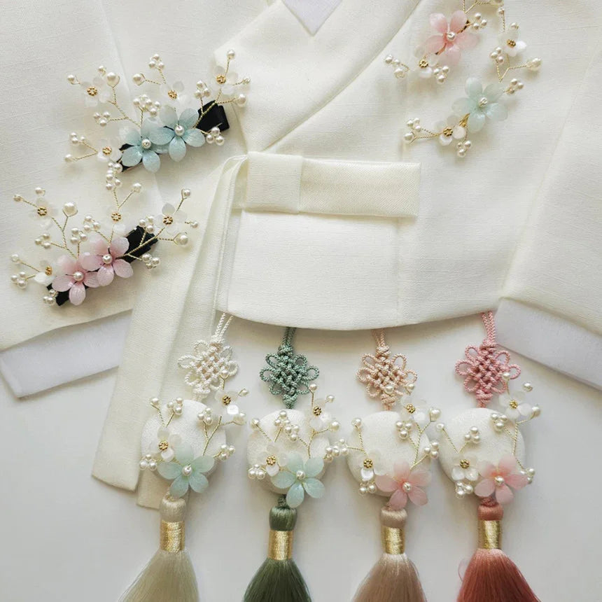 Daon Floral Brooch - Native Korean
