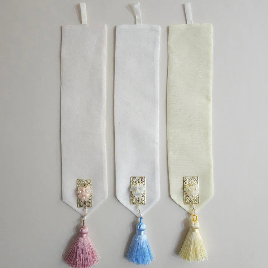 Mini Gold Floral Ribbon Norigae