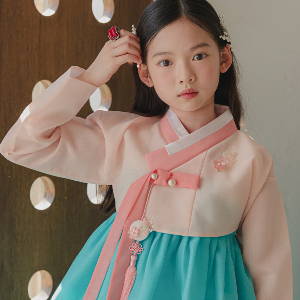 Aekyoung Peach Girl Hanbok (1-10YR)