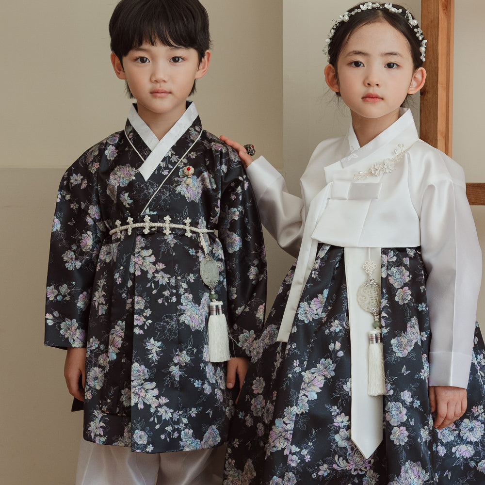 Black Pearl Outer Boy Hanbok (100D-15YR)