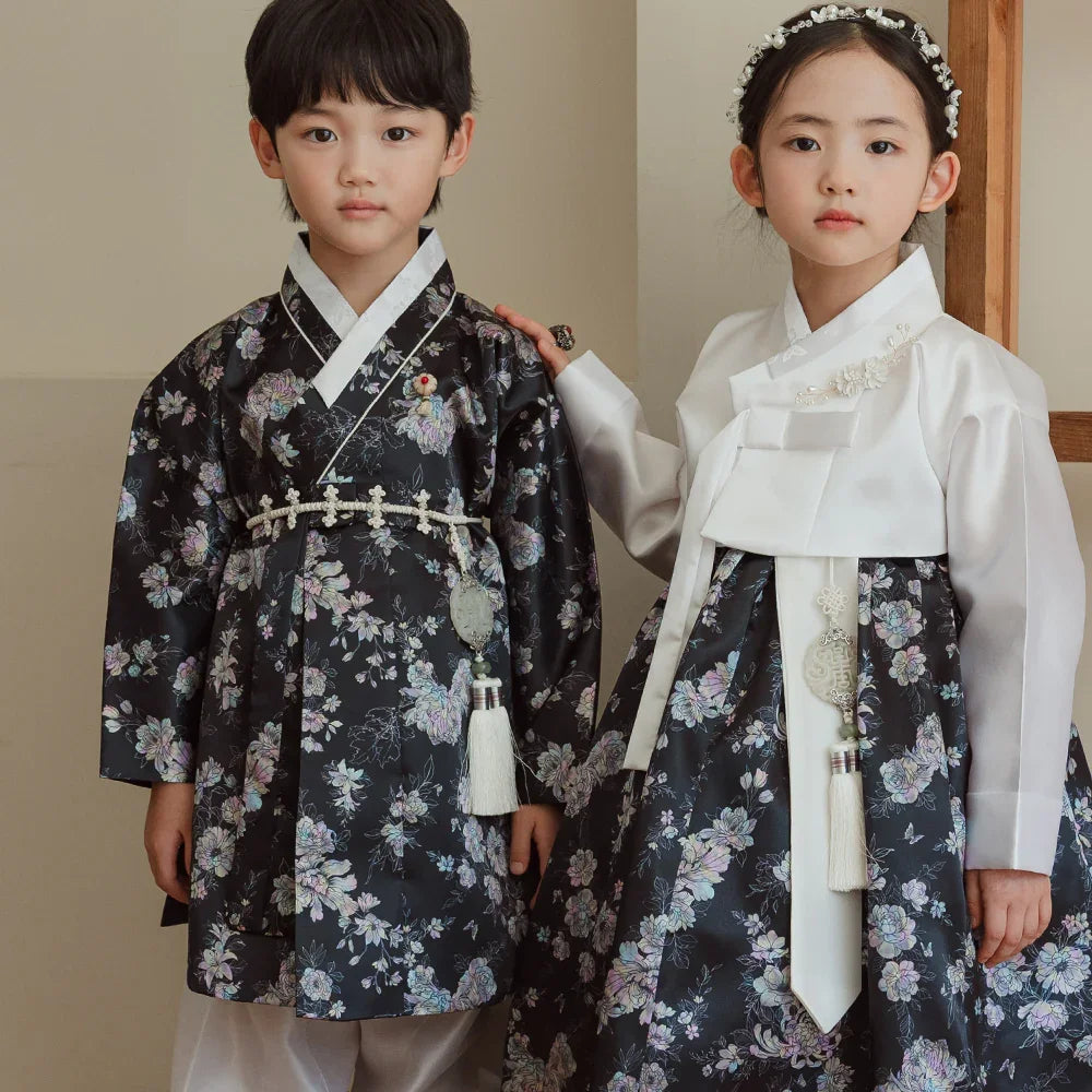 Black Pearl Outer Boy Hanbok (100D-15YR) - Native Korean