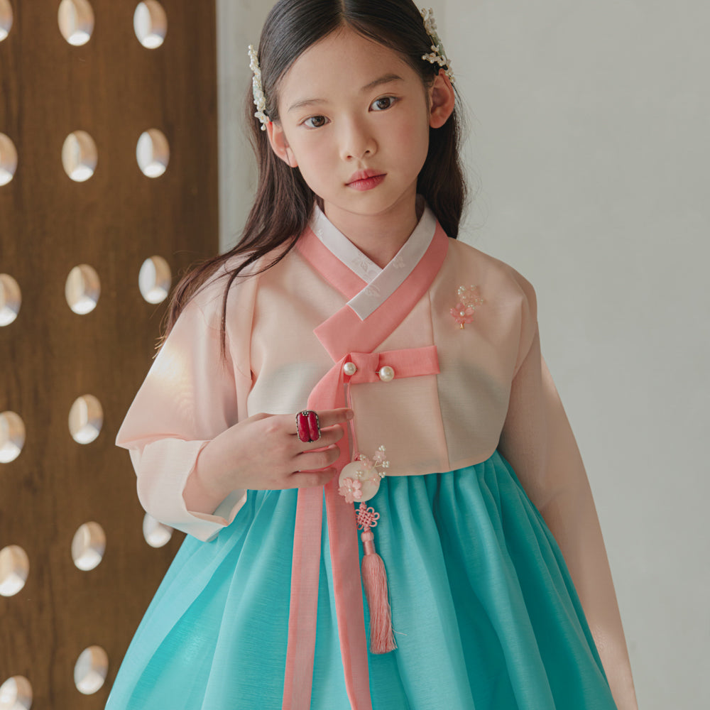 Aekyoung Peach Girl Hanbok (1-10YR)
