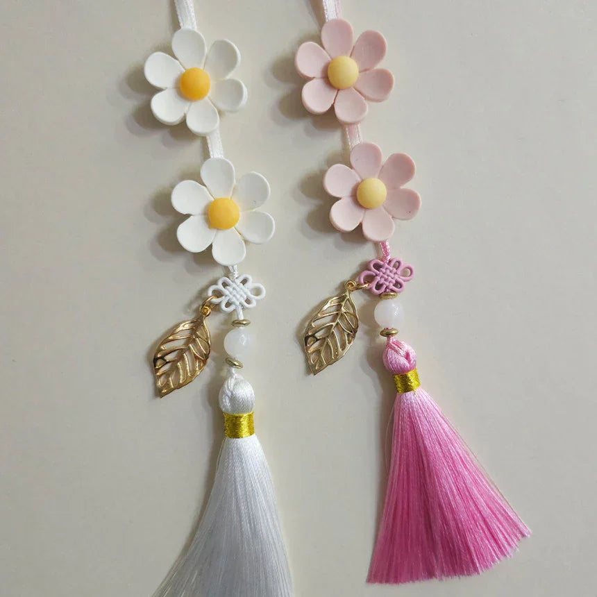 Daisy Blossom Tassel Norigae - Native Korean