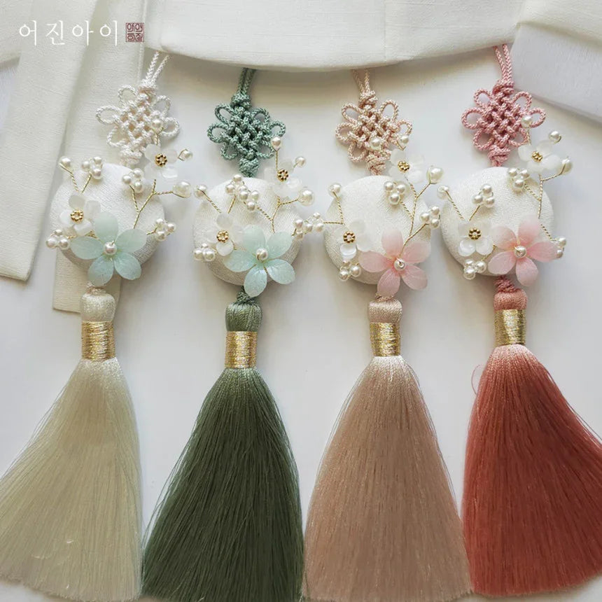 Daon Floral Tassel Norigae