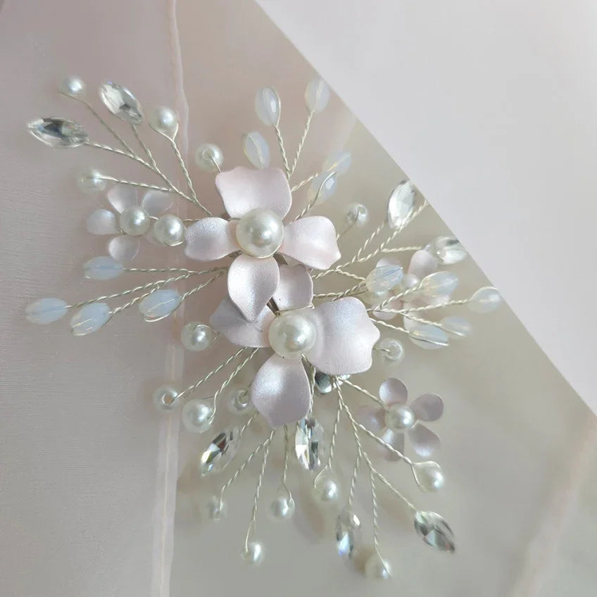 Botanical Native Korean hairpin with white floral accents and pearls