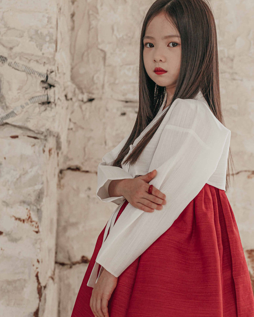 Gumiho Red Girl Hanbok (100D-8YR)