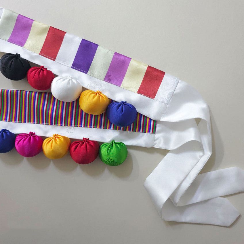 White Saekdong Cushion Belt