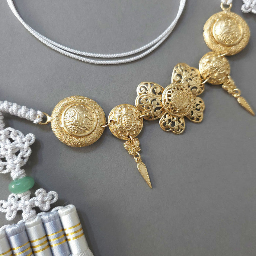 Gold Medal Tassel Belt