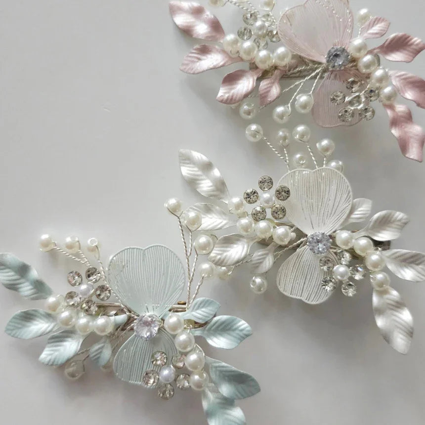 Pearl Petal Hairpin - Native Korean