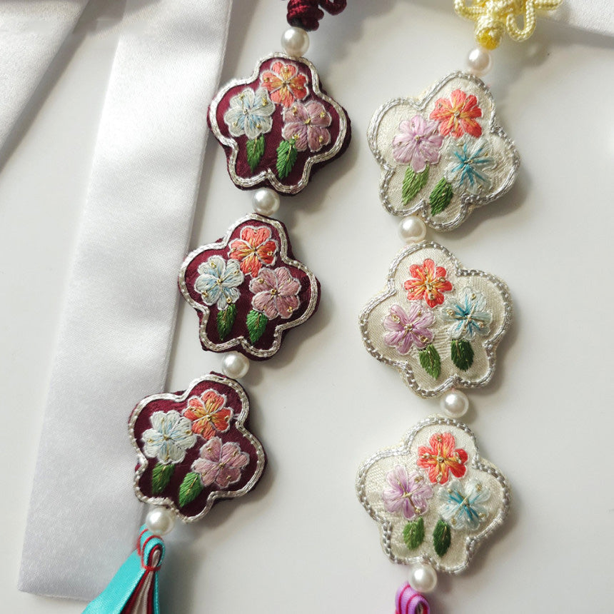 Embroidered Flower Norigae