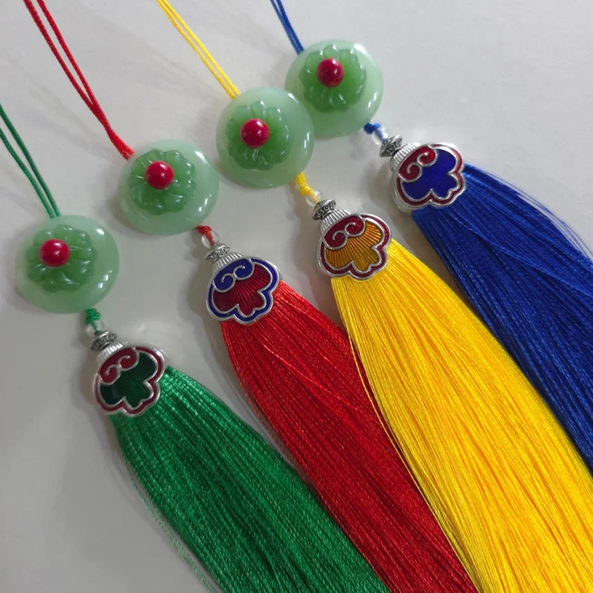 Mooi Jade Tassel Norigae