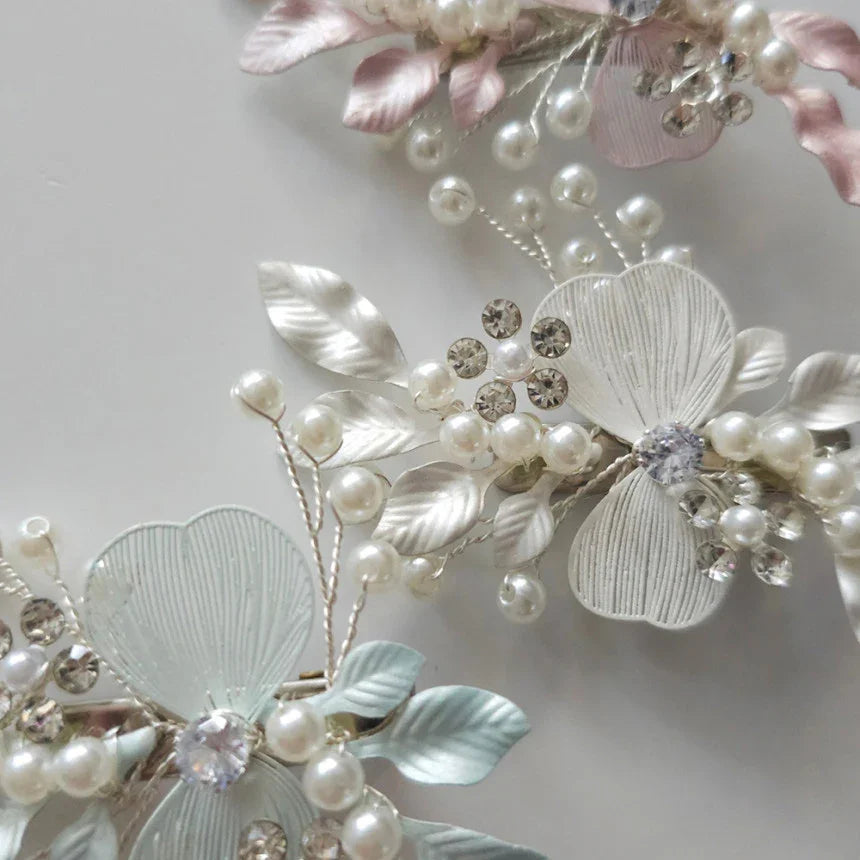 Pearl Petal Hairpin - Native Korean
