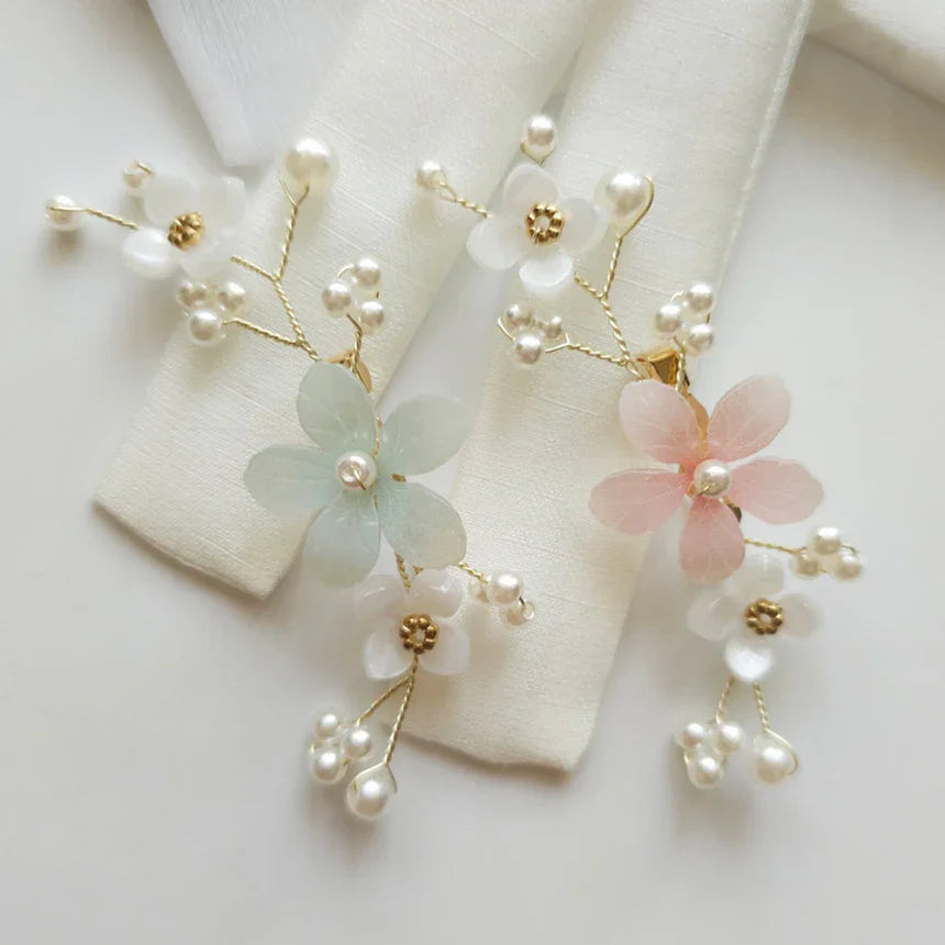 Daon Floral Brooch