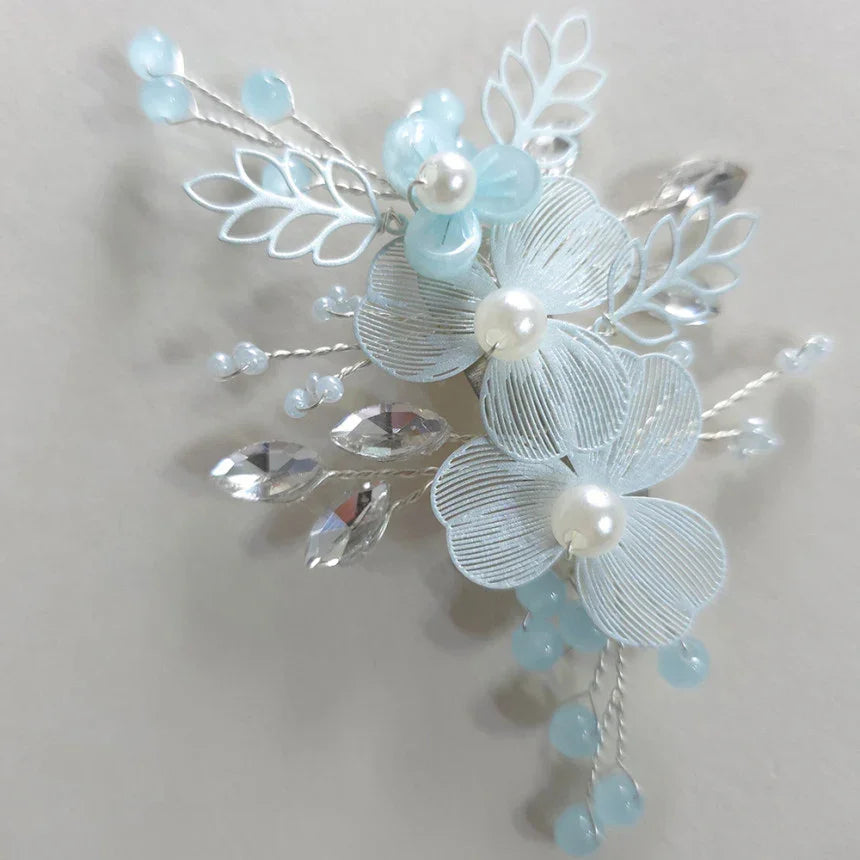 Liv Floral Crystal Hairpin