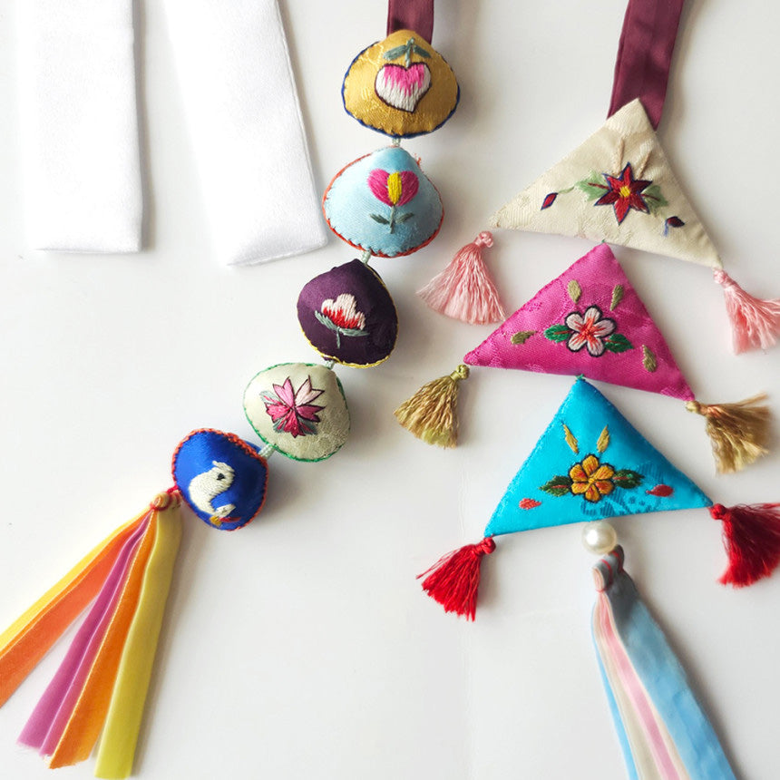 Traditional Embroidered Norigae