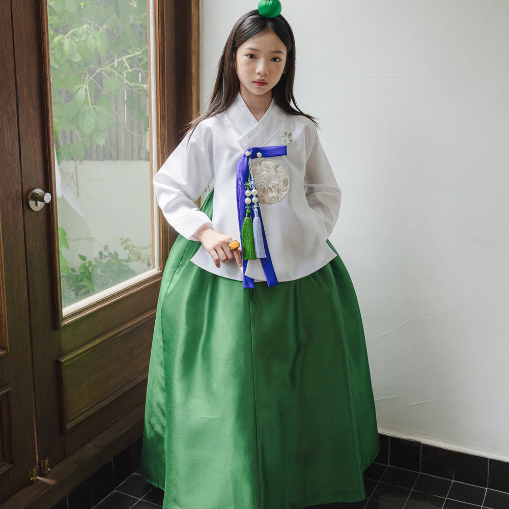 Yoonseo White Green Girl Hanbok (100D-10YR)