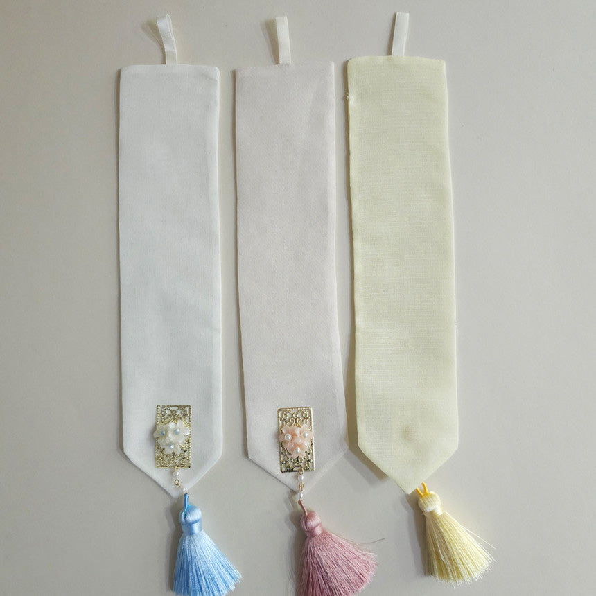 Mini Gold Floral Ribbon Norigae