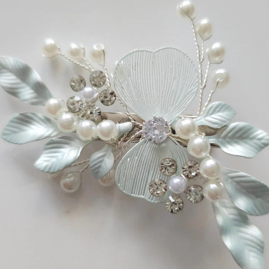 Pearl Petal Hairpin - Native Korean