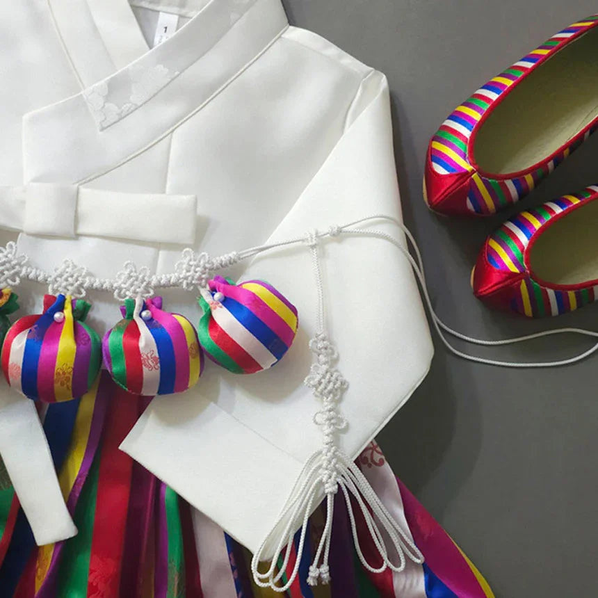 Saekdong Bell Belt - Native Korean