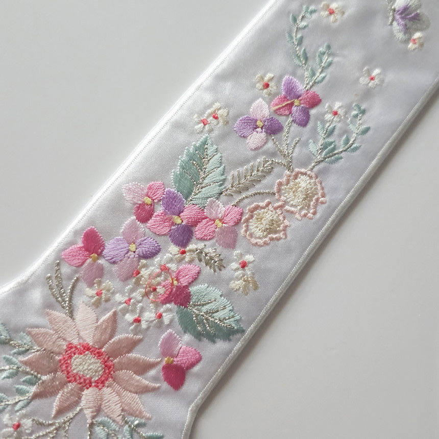 Embroidered Floral Ribbon Norigae
