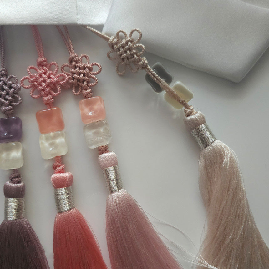 Moonstone Glow Tassel Norigae