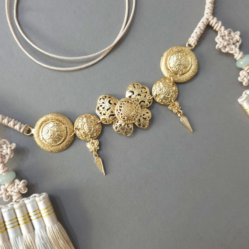 Gold Medal Tassel Belt