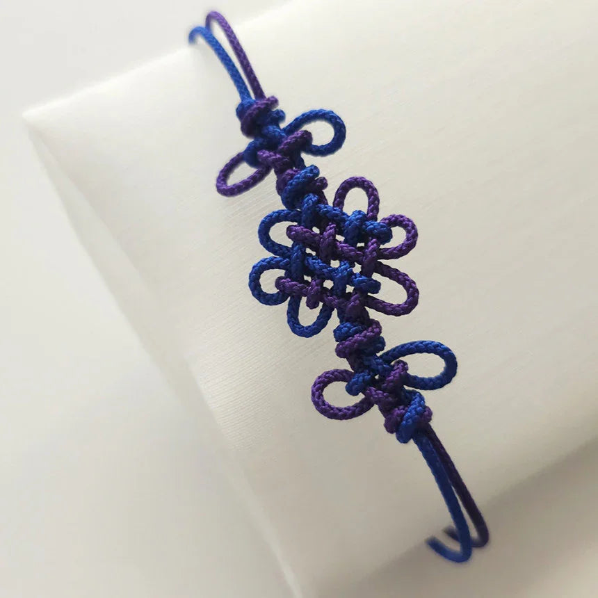 Jinwoo Knot Bracelet - Native Korean