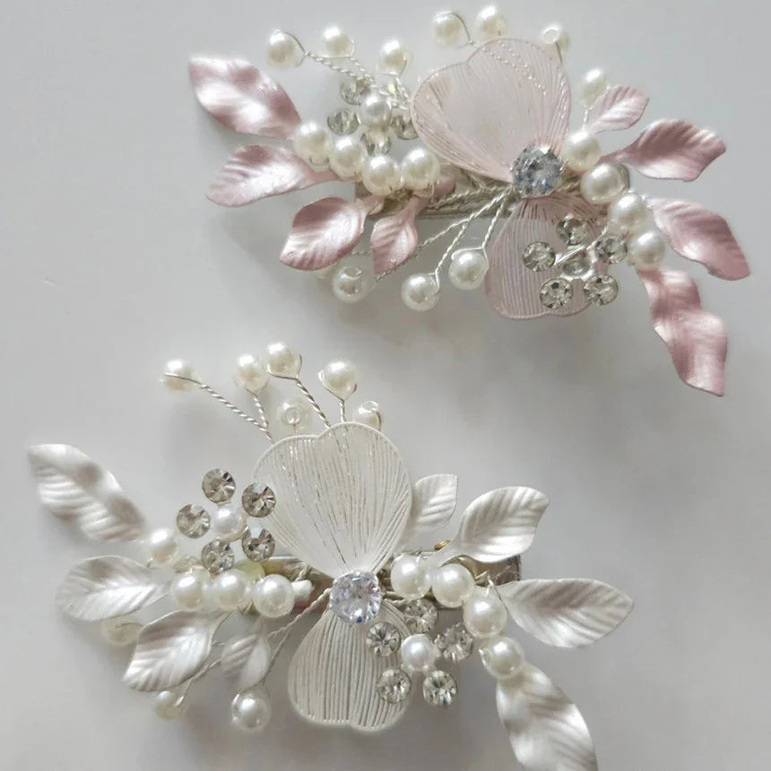 Pearl Petal Hairpin - Native Korean