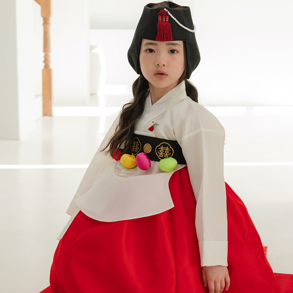 Yujin White Dangui Red Girl Hanbok (100D-15YR)