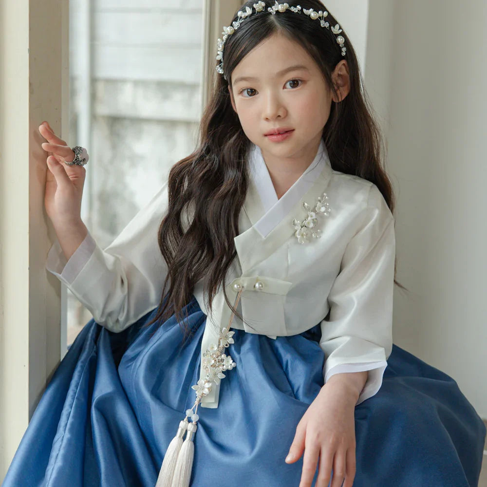 Lynn Blue Girl Hanbok (100D-10YR) - Native Korean