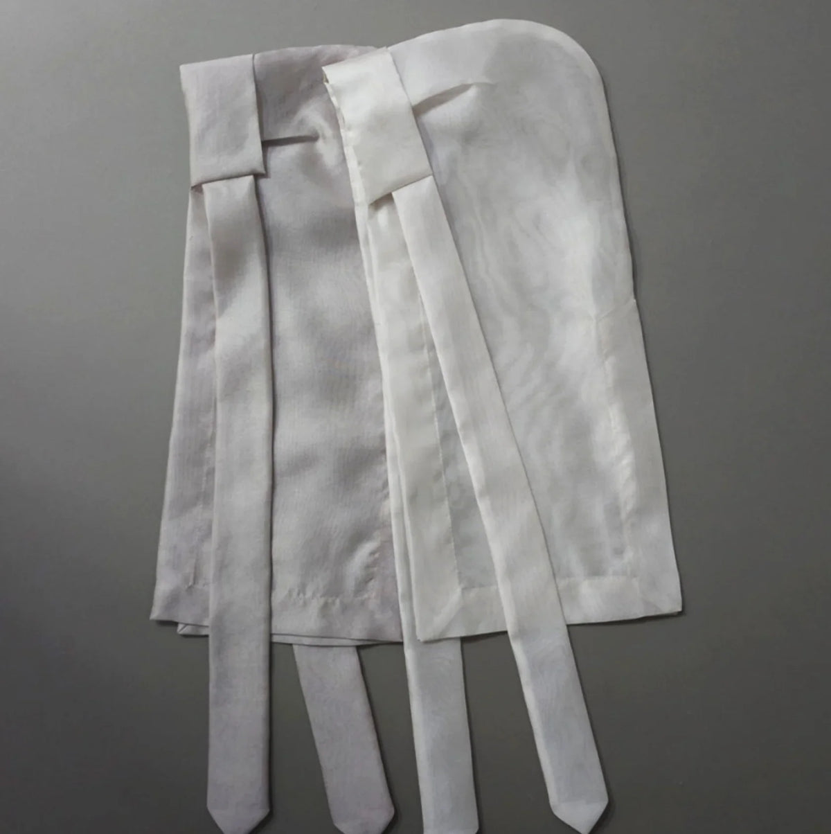 Two Native Korean Joonhee Bokgun in light grey and white.