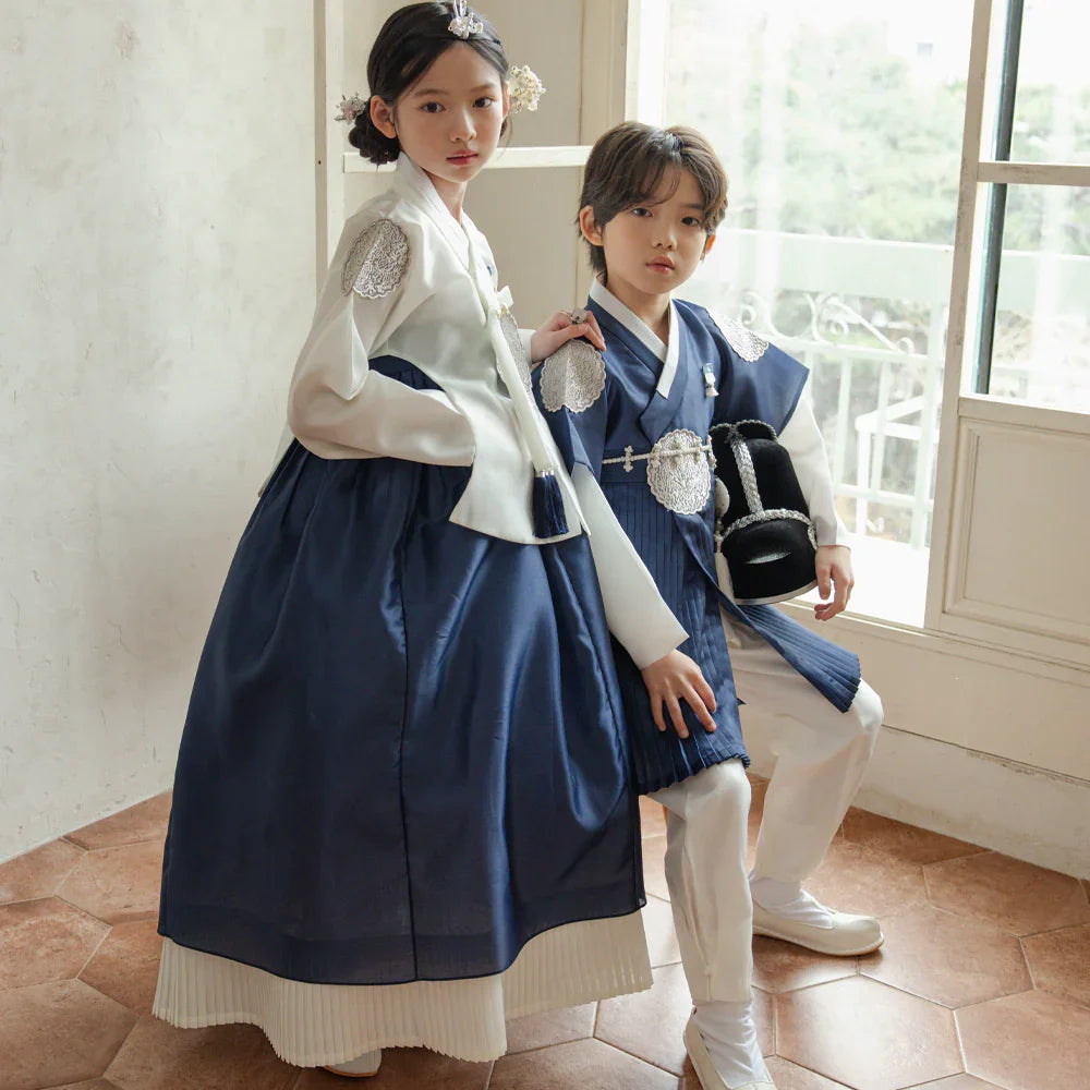 Sungbin Pleated Navy Girl Hanbok (100D-10YR) - Native Korean