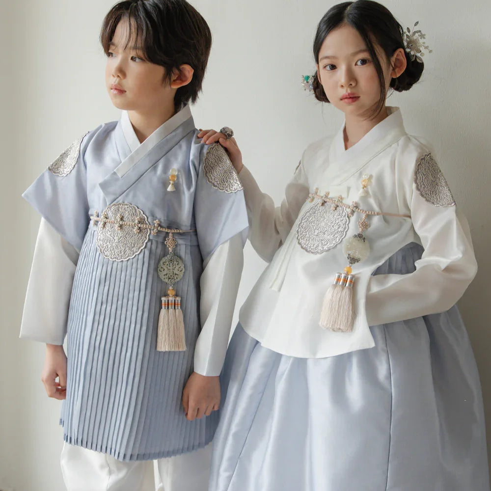 Sungbin Pleated Sky Girl Hanbok (100D-10YR) - Native Korean