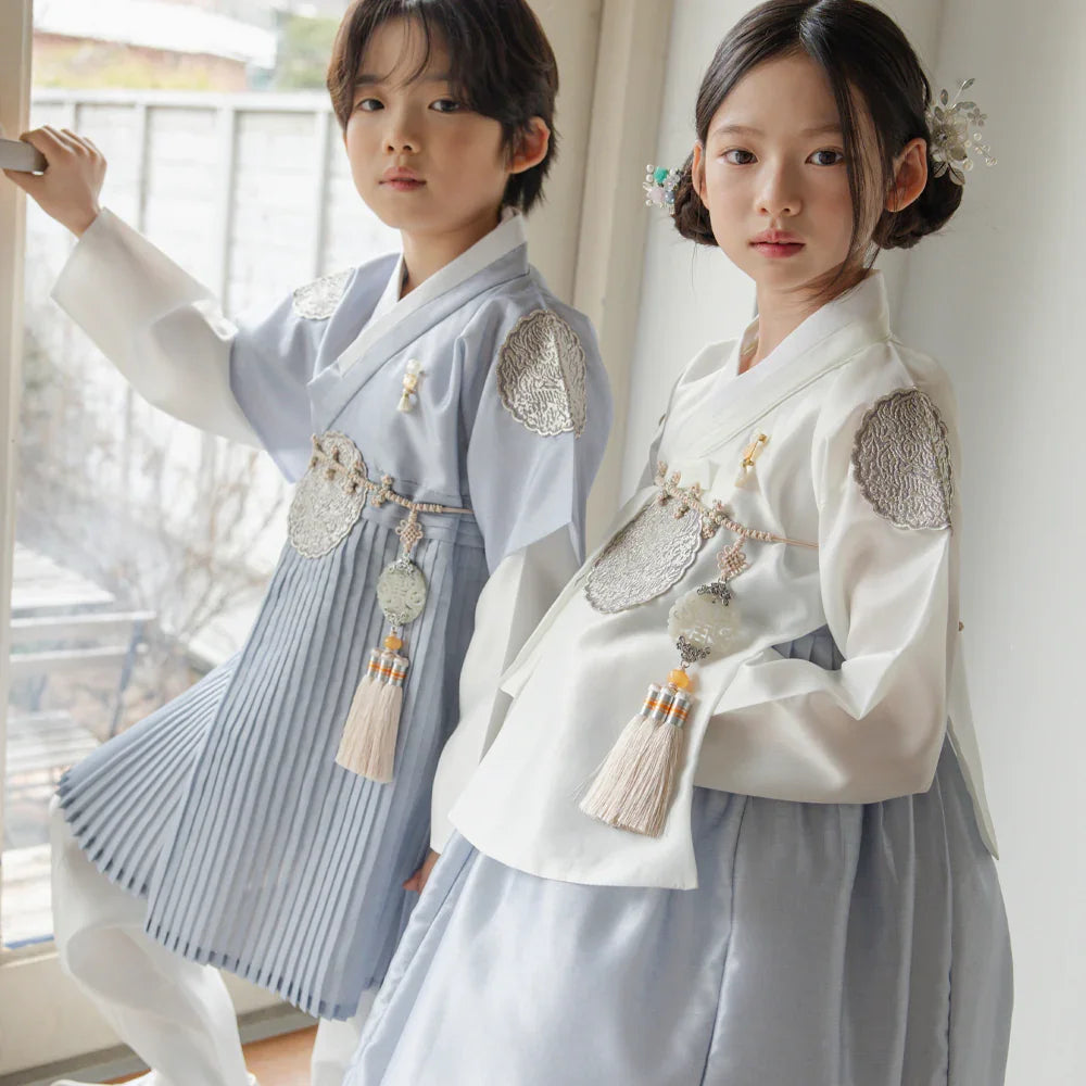 Sungbin Pleated Sky Girl Hanbok (100D-10YR) - Native Korean