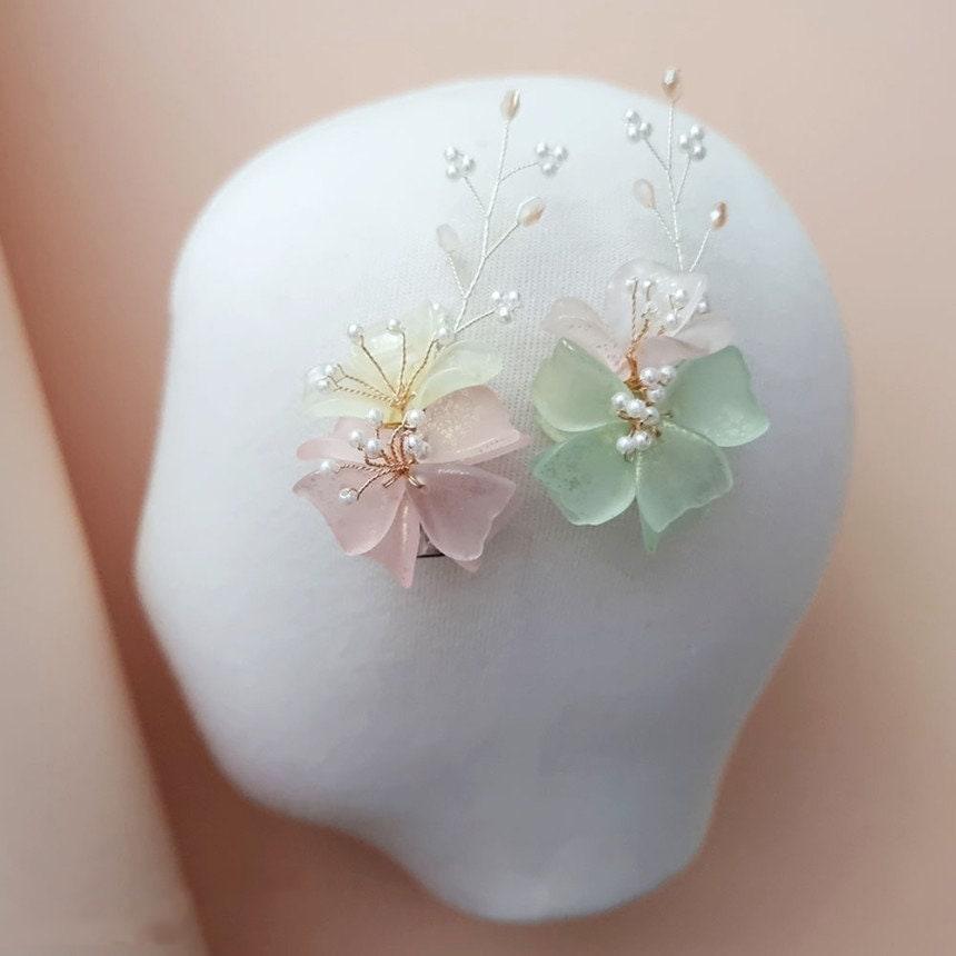 Beaded Floral Hairpin - Native Korean