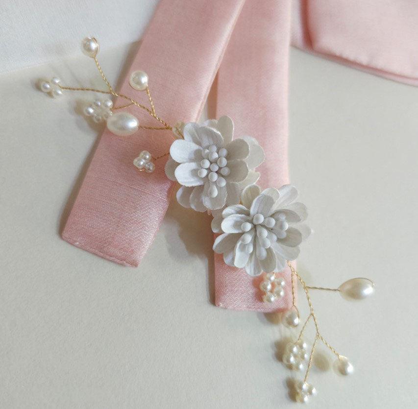 Blossom Pearl brooch - Native Korean