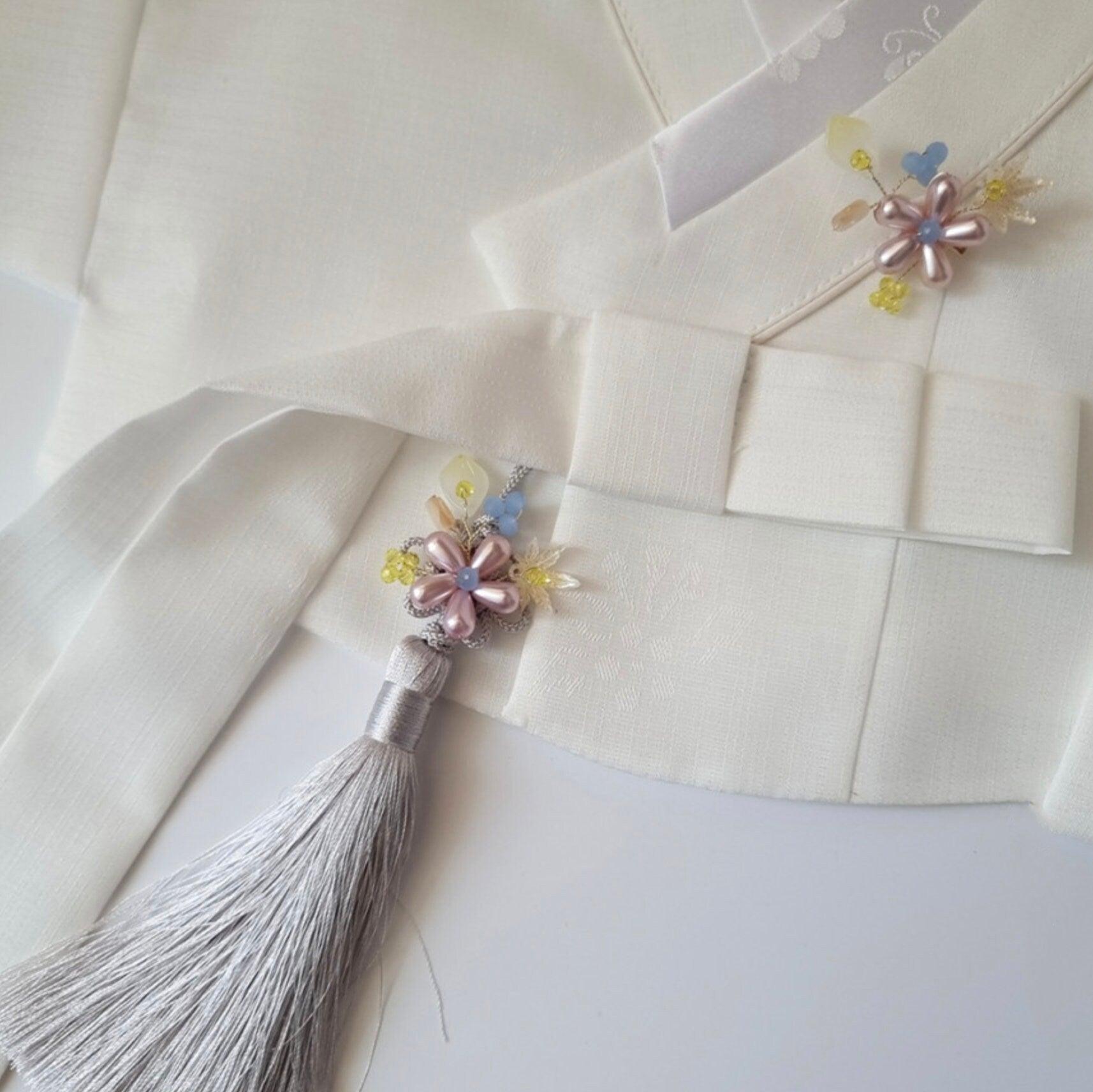 Cutie Floral Tassel Norigae W/Brooch Set - Native Korean